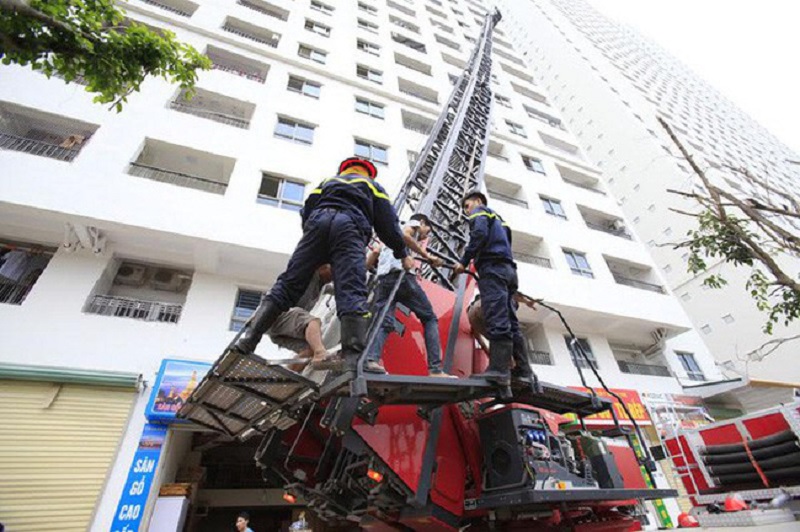 Chung cư không đủ tiêu chuẩn phòng cháy chữa cháy: Cần phải làm gì?