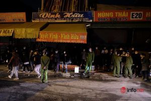 Cháy kho vải chợ Ninh Hiệp, nhiều tiểu thương đứng trước nguy cơ mất Tết Cháy kho vải chợ Ninh Hiệp, nhiều tiểu thương đứng trước nguy cơ mất Tết