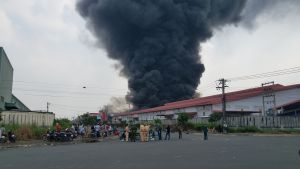 Long An: Cháy lớn trong khu công nghiệp Hải Sơn, nhiều tài sản bị thiêu rụi Long An: Cháy lớn trong khu công nghiệp Hải Sơn, nhiều tài sản bị thiêu rụi